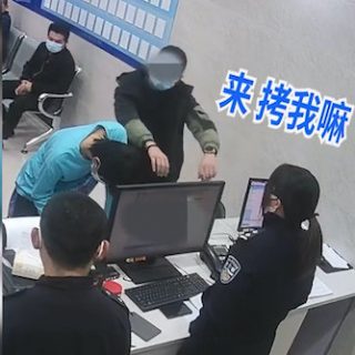 008gE3ssly1gwlnxfva05j31hc0u0wjw