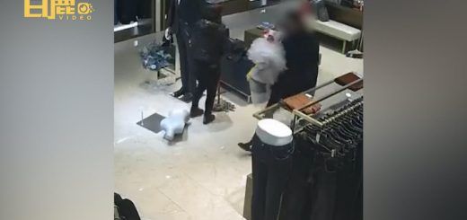 008gE3ssly1gyeefkwyk6j31hc0u00wo